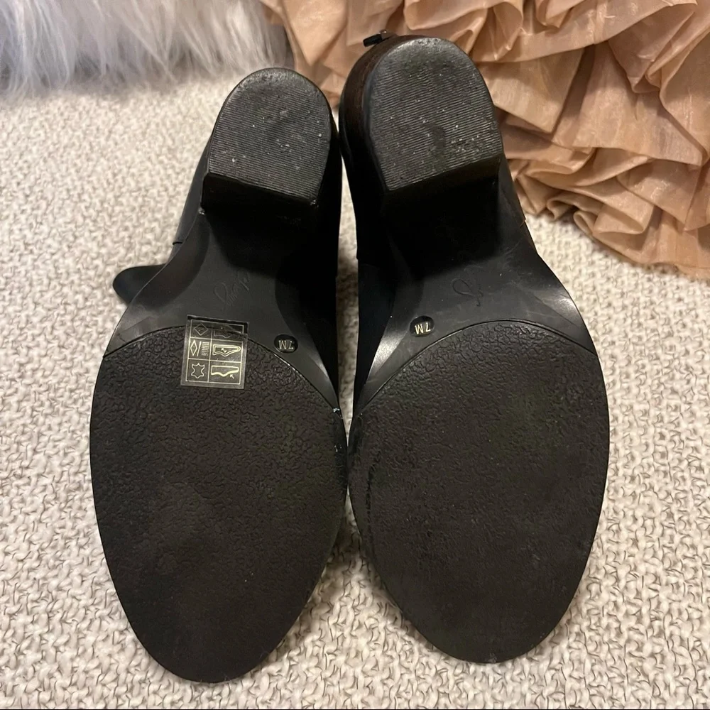Arturo Chiang Hadley Black Leather Block Heel Back Zip Booties Sz 7